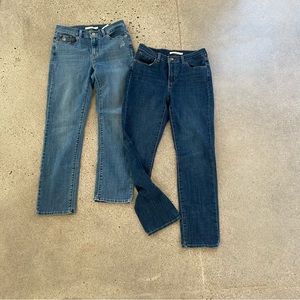 2 pair of Levi Classic Straight Leg size 2 Bundle